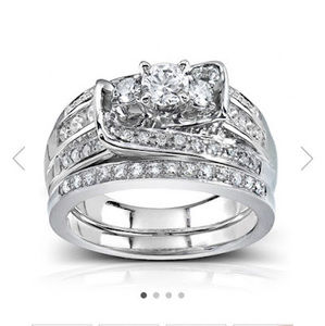 Meet your Posher, Sia